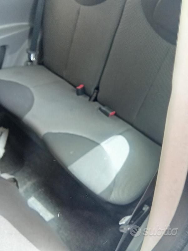 Usata Toyota Aygo 2009 Blu Utilitaria