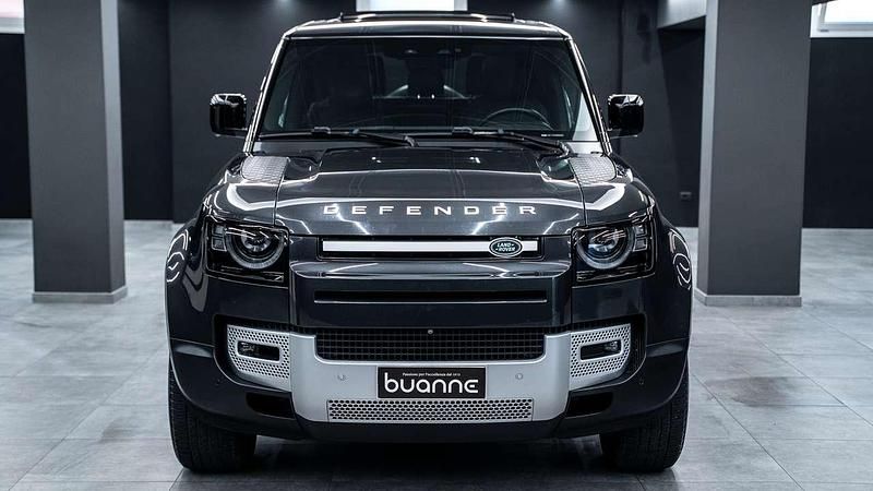 Usata Land Rover Defender HSE Dynamic 249 CV (183 kW) 2021 Storm grey perlato SUV