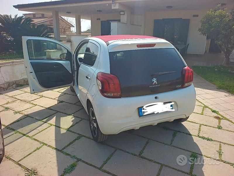 Usata Peugeot 108 Allure 82 CV (60 kW) 2015 Utilitaria