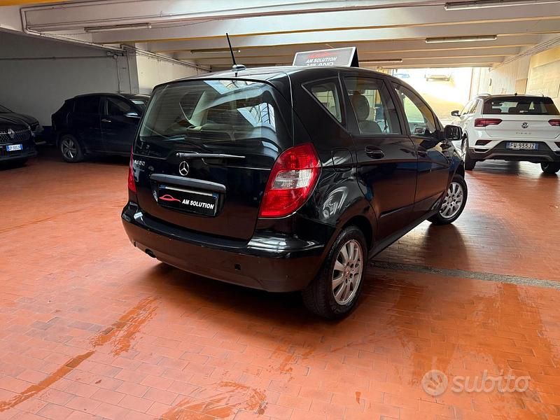 Usata Mercedes A160 95 CV (69 kW) 2011 Nero Berlina
