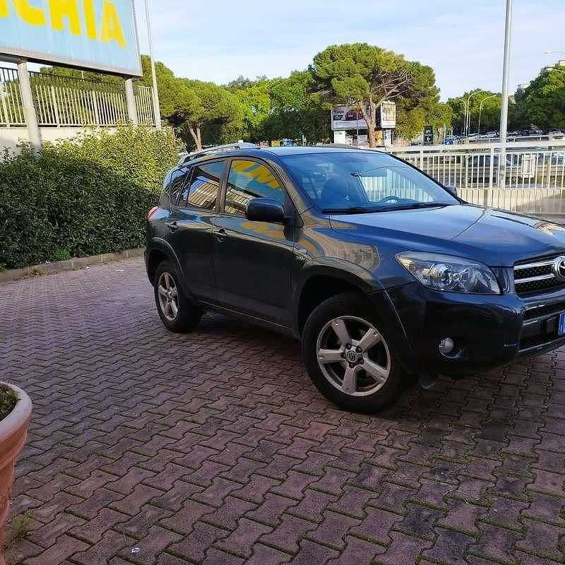 Usata Toyota RAV4 Plus 177 CV (130 kW) 2009 Nero SUV
