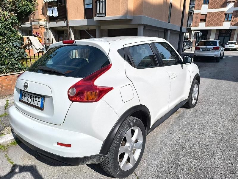 Usata Nissan Juke Acenta 110 CV (80 kW) 2011 Bianco SUV