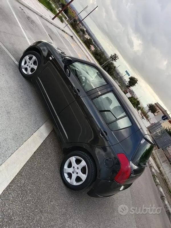 Usata Suzuki Swift 2005 Nero Utilitaria