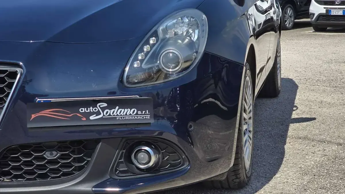 Usata Alfa Romeo Giulietta Business 120 CV (88 kW) 2018 Blu Utilitaria