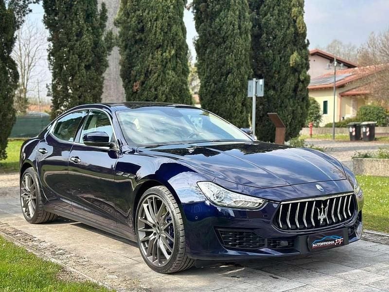 Usata Maserati Ghibli 275 CV (202 kW) 2017 Blu/azzurro Berlina