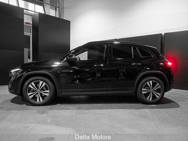 Nuova Mercedes GLA180 Advanced Plus 116 CV (85 kW) 2026 Nero SUV