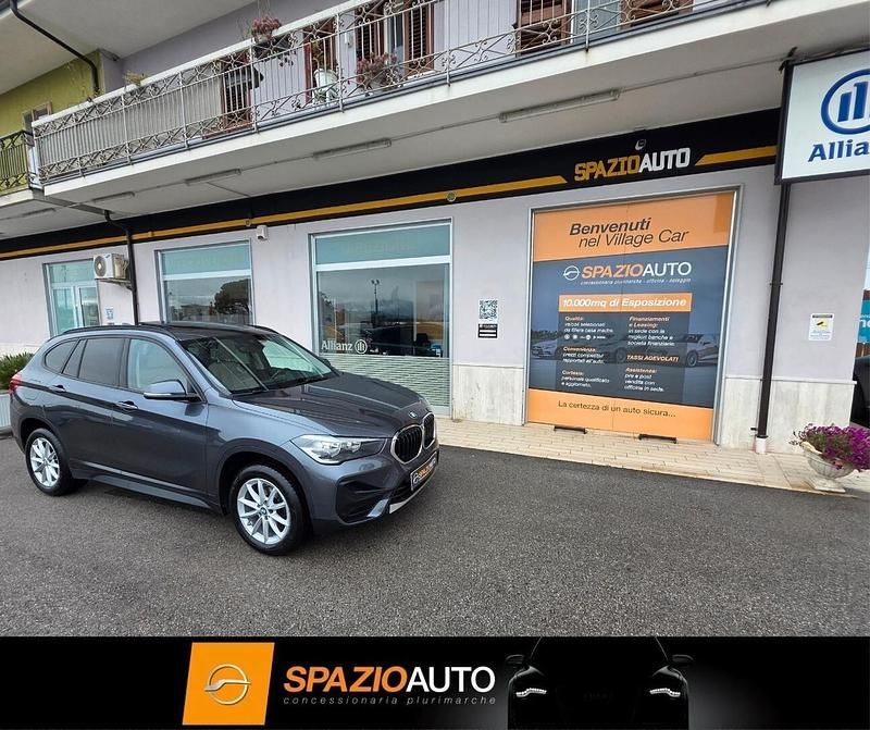 Usata BMW X1 Luxury Line 150 CV (110 kW) 2022 Grigio SUV