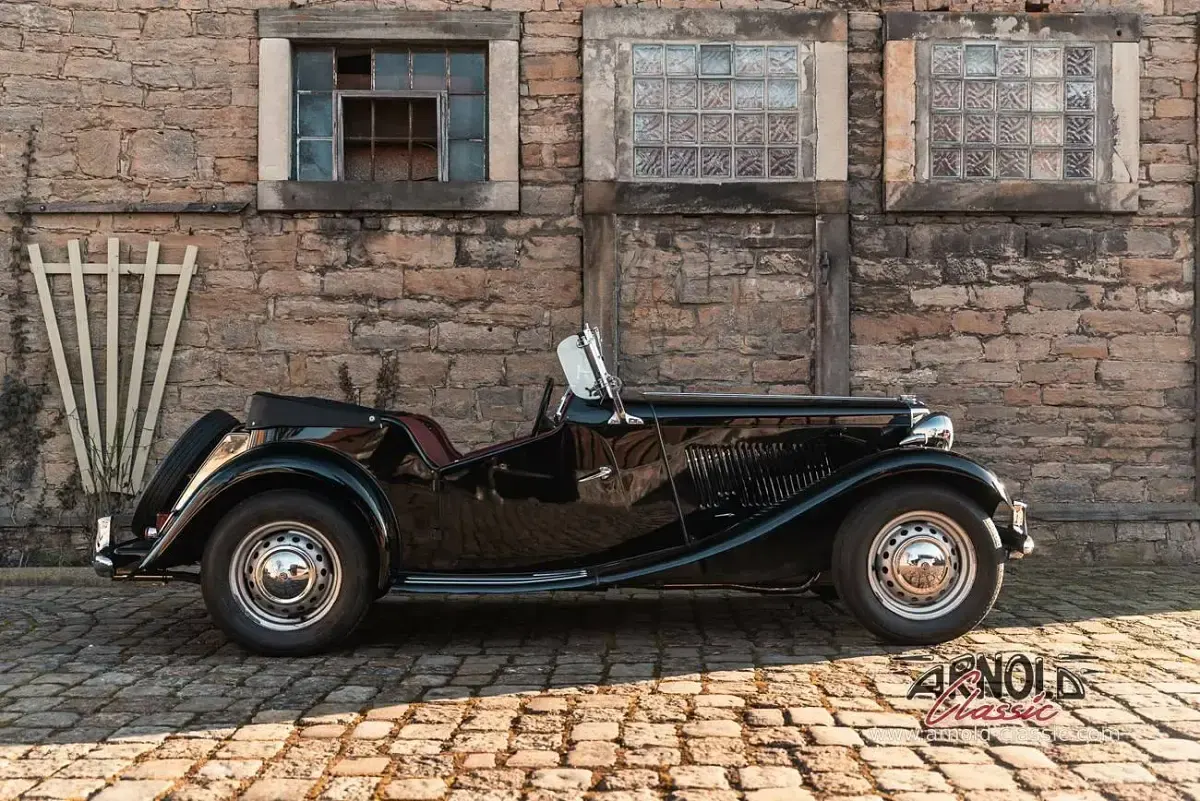 Usata MG TD 57 CV (41 kW) 1952 Nero Cabrio