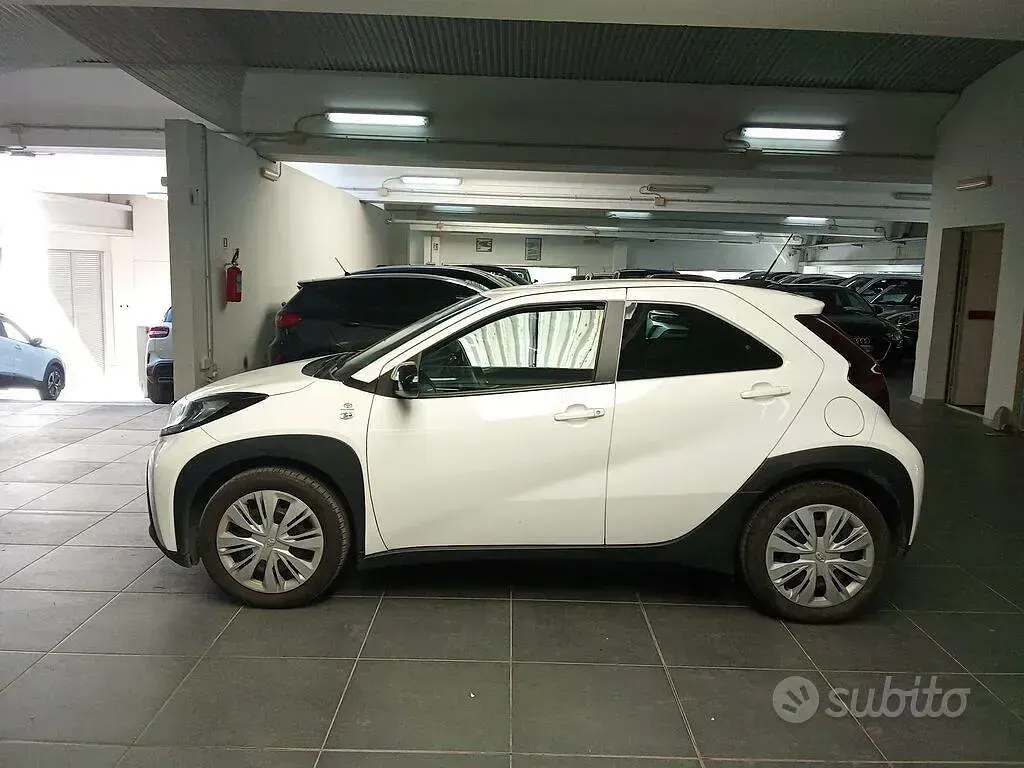 Usata Toyota Aygo X Active 72 CV (52 kW) 2024 SUV