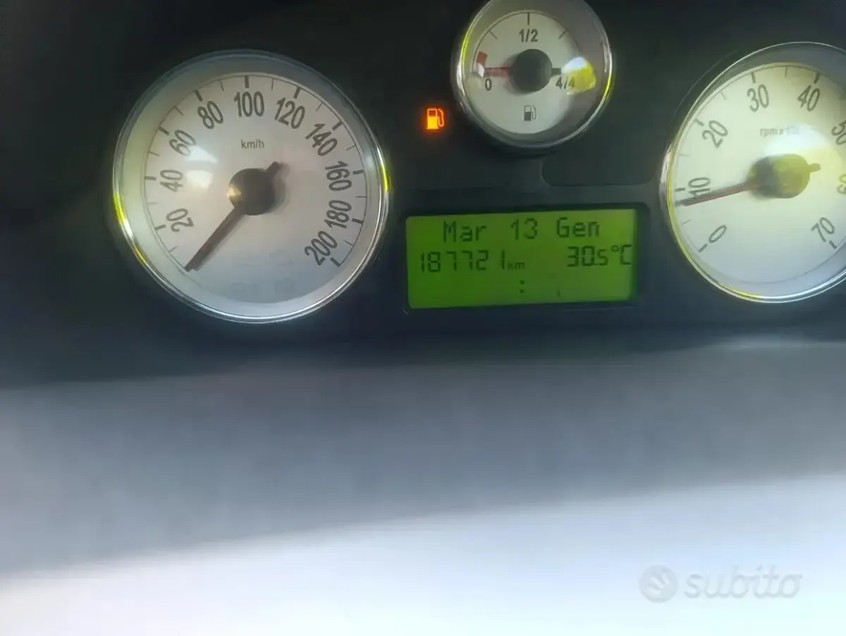 Usata Lancia Ypsilon 75 CV (55 kW) 2011 Utilitaria