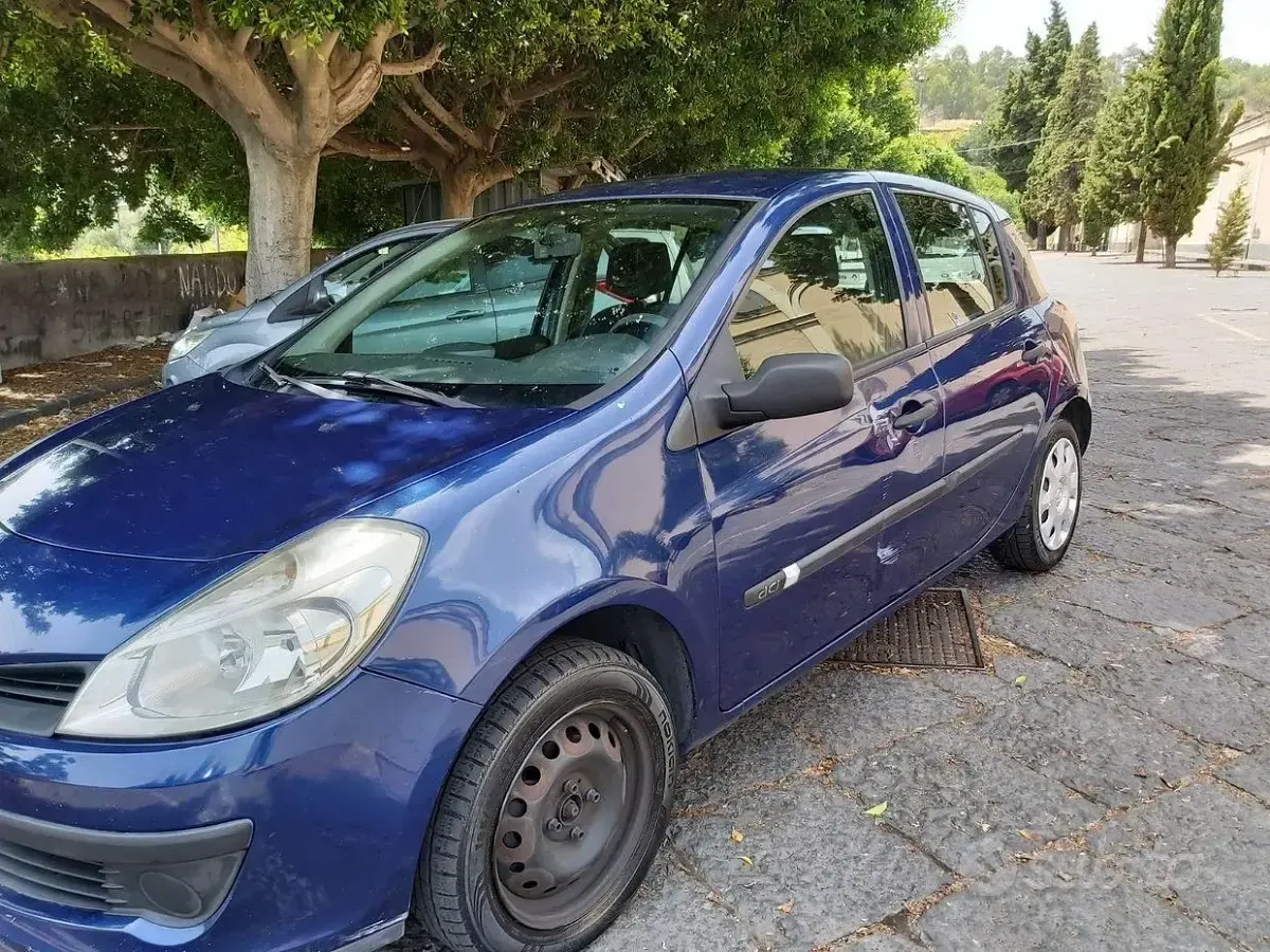 Usata Renault Clio III 2006 Utilitaria