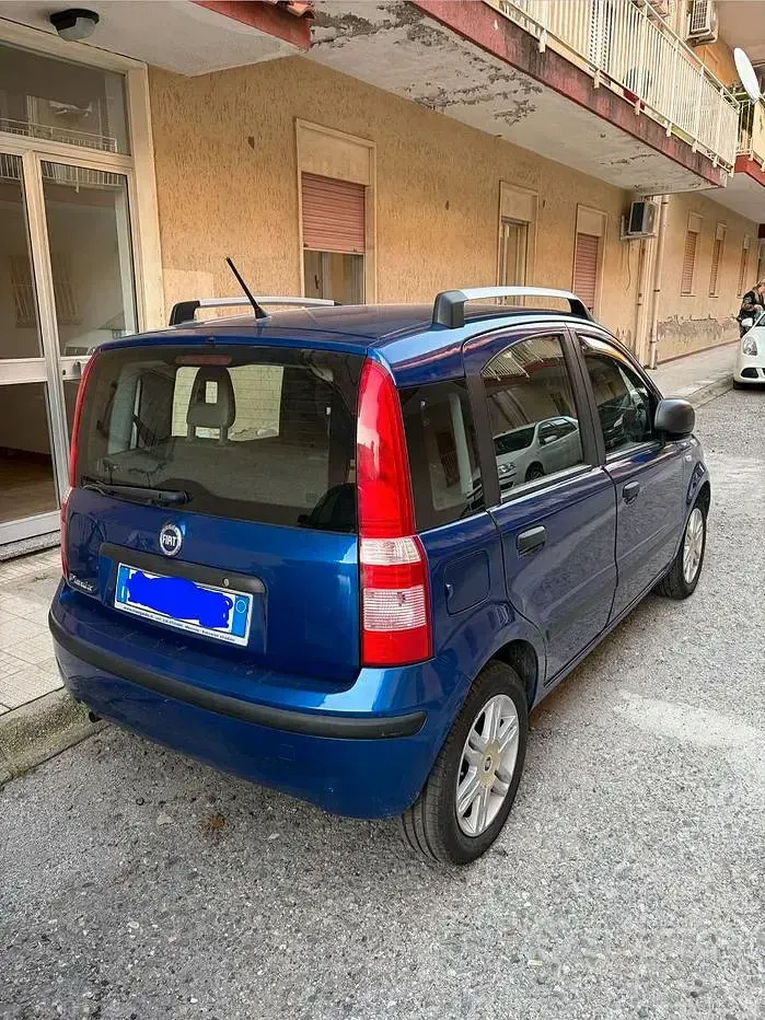 Usata Fiat Panda 69 CV (50 kW) 2010 Blu Utilitaria