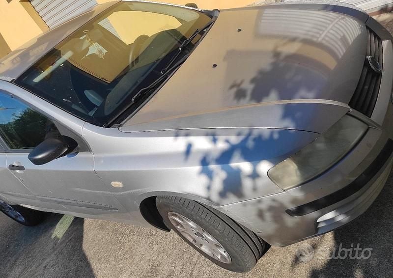 Usata Fiat Stilo 116 CV (85 kW) 2003 Grigio Berlina