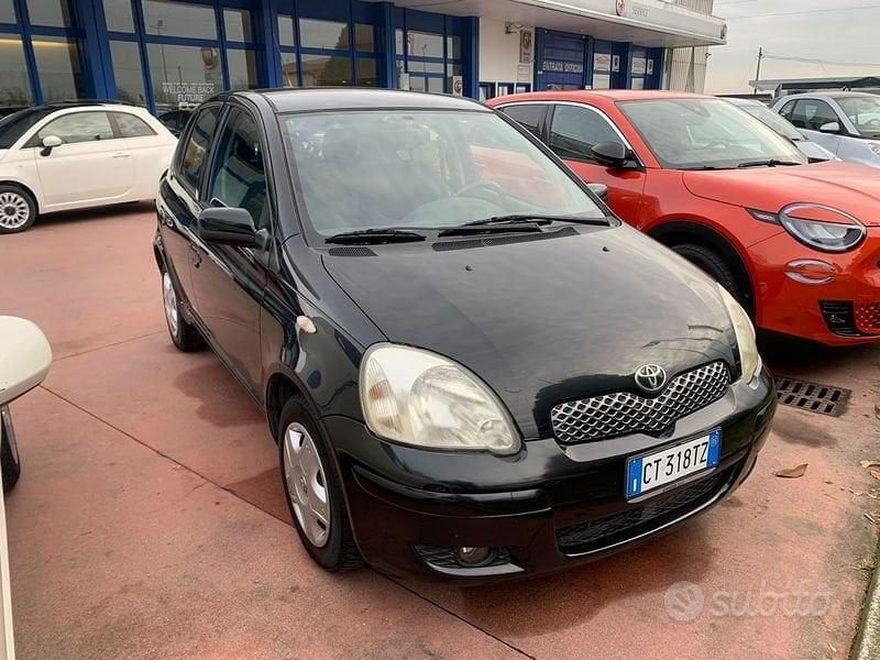Usata Toyota Yaris 2005 Berlina