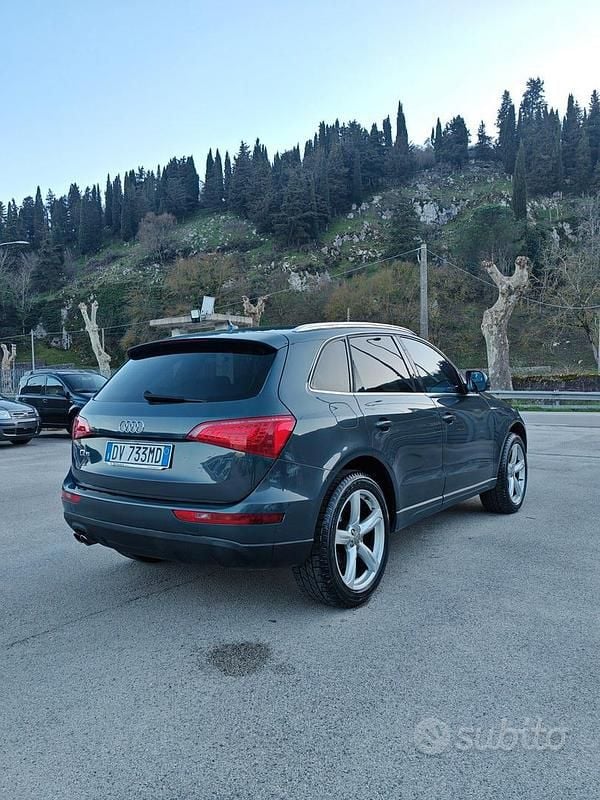 Usata Audi Q5 170 CV (125 kW) 2009 Grigio SUV