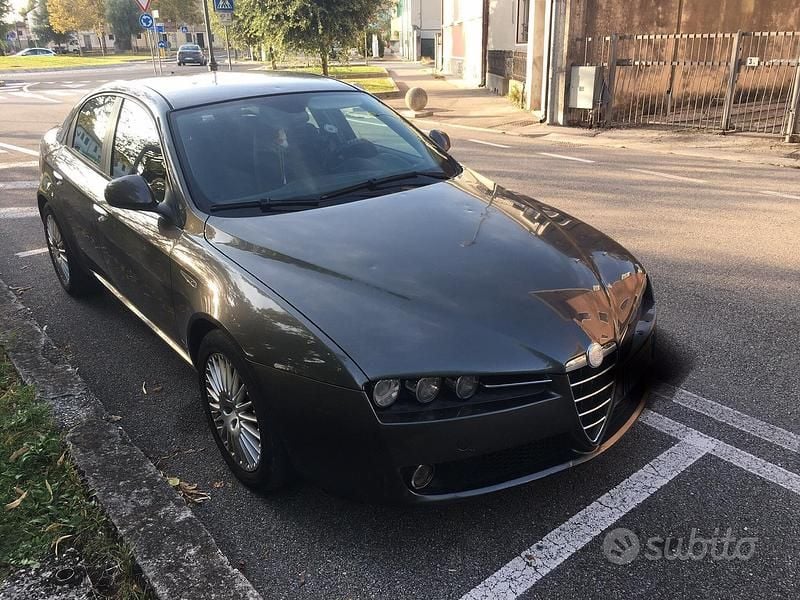 Usata Alfa Romeo 159 150 CV (110 kW) 2006 Berlina