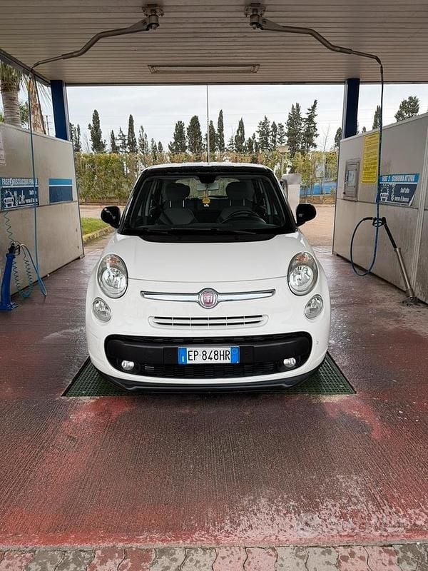 Usata Fiat 500L Lounge 85 CV (62 kW) 2013 Monovolume