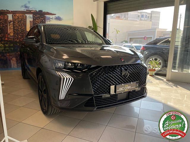 Usata DS Automobiles DS7 Crossback Performance 131 CV (96 kW) 2023 Grigio SUV