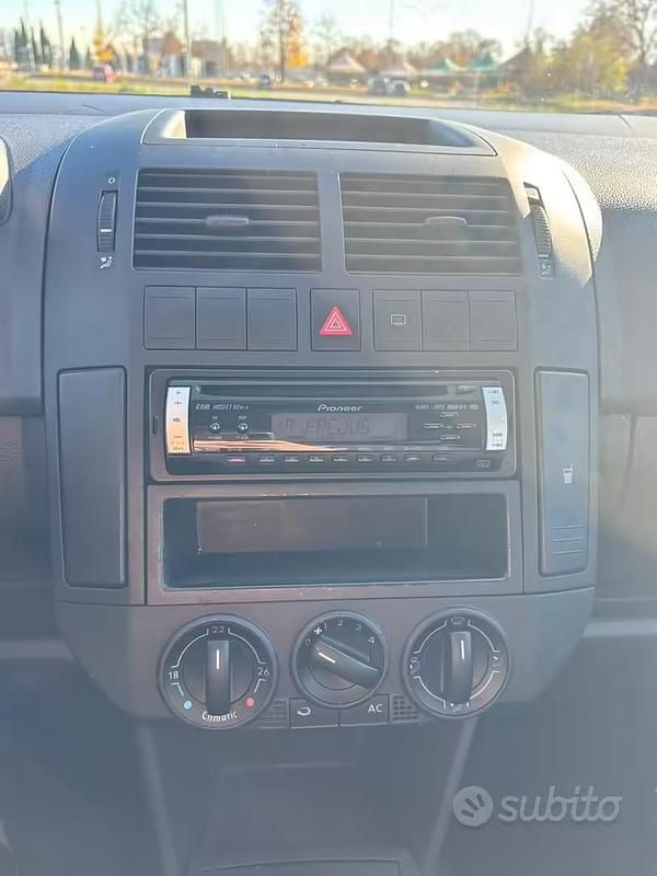 Usata VW Polo 2001 Nero Berlina