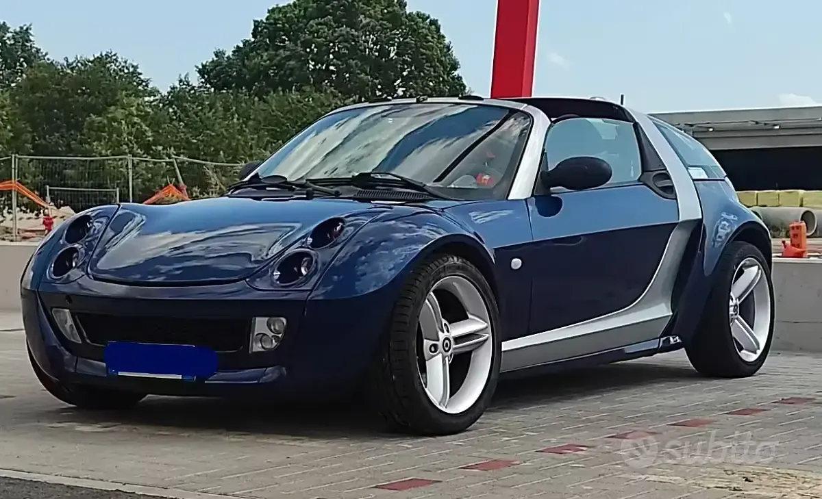 Begagnad Smart Roadster 82 HK (60 kW) 2004 Blå Sportkupé