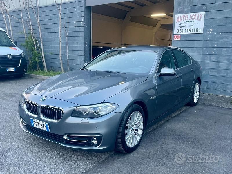 Usata BMW 520 Luxury Line 185 CV (136 kW) 2013 Grigio Berlina