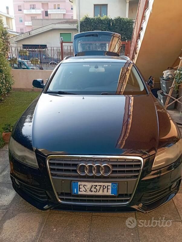 Usata Audi A4 143 CV (105 kW) 2010 Blu Station wagon