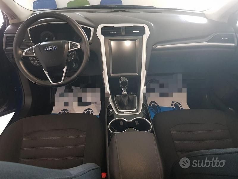 Usata Ford Mondeo 150 CV (110 kW) 2016 Blu Station wagon