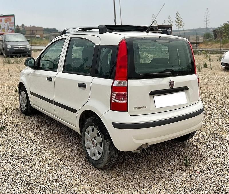 Usata Fiat Panda Dynamic 69 CV (50 kW) 2010 Bianco Utilitaria