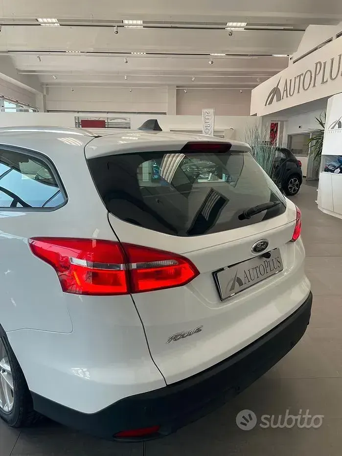 Usata Ford Focus Titanium 120 CV (88 kW) 2018 Bianco Station wagon