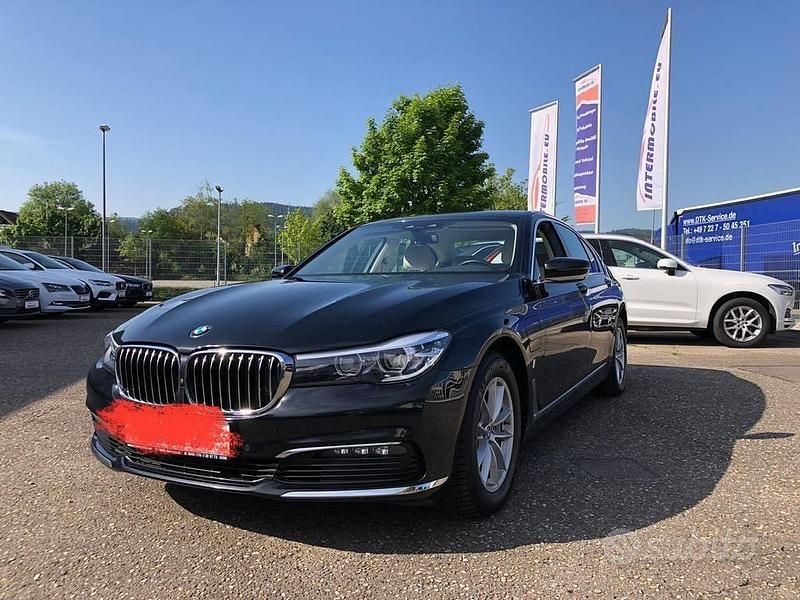 Usata BMW 740 286 CV (210 kW) 2018 Nero Berlina