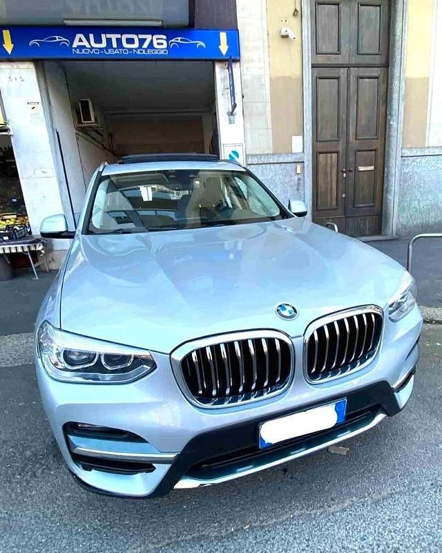 Usata BMW X3 Luxury Line 190 CV (139 kW) 2021 Argento SUV