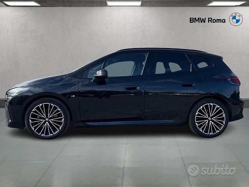 Usata BMW 218 Active Tourer Comfort Edition 150 CV (110 kW) 2024 Black sapphire metallic Monovolume