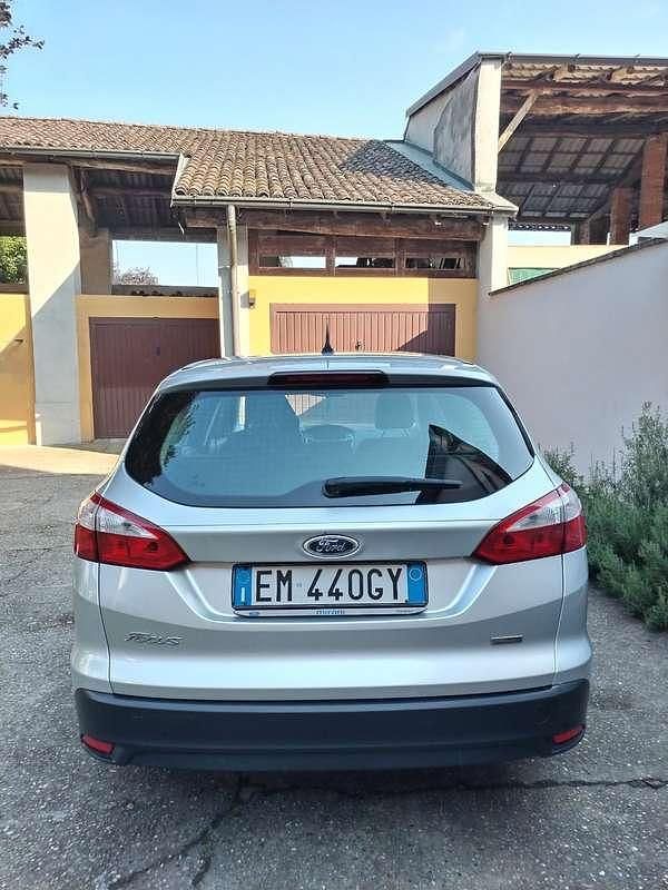 Usata Ford Focus 116 CV (85 kW) 2012 Station wagon