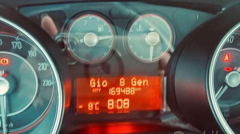 Usata Fiat Grande Punto S 75 CV (55 kW) 2016 Nero Utilitaria