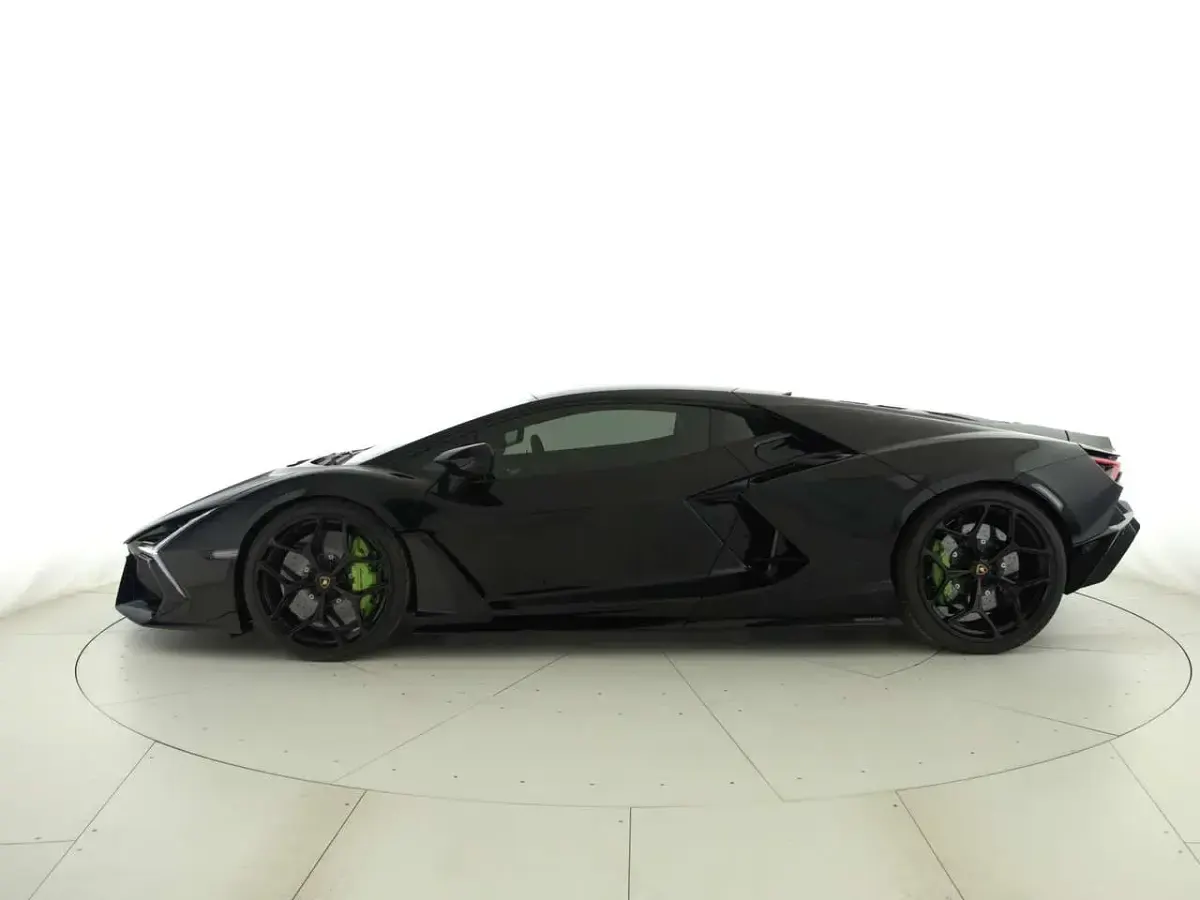 Usata Lamborghini Revuelto 1016 CV (747 kW) 2025 Other Coupé