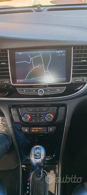 Usata Opel Mokka X 136 CV (100 kW) 2017 Bianco SUV