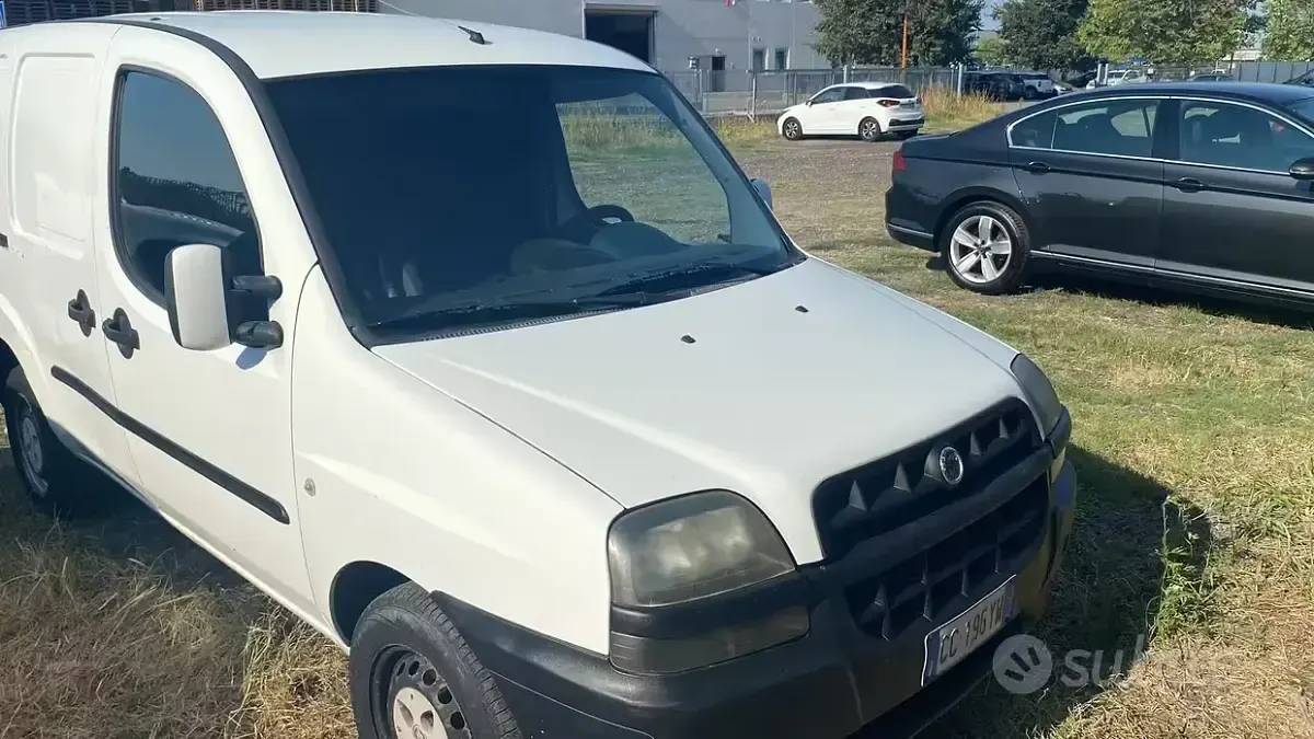 Usata Fiat Doblò 63 CV (46 kW) 2002 Bianco Monovolume