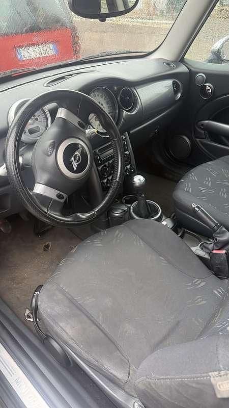 Usata Mini Cooper 116 CV (85 kW) 2004 Utilitaria