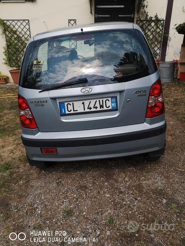 Usata Hyundai Atos 59 CV (43 kW) 2004 Grigio Utilitaria