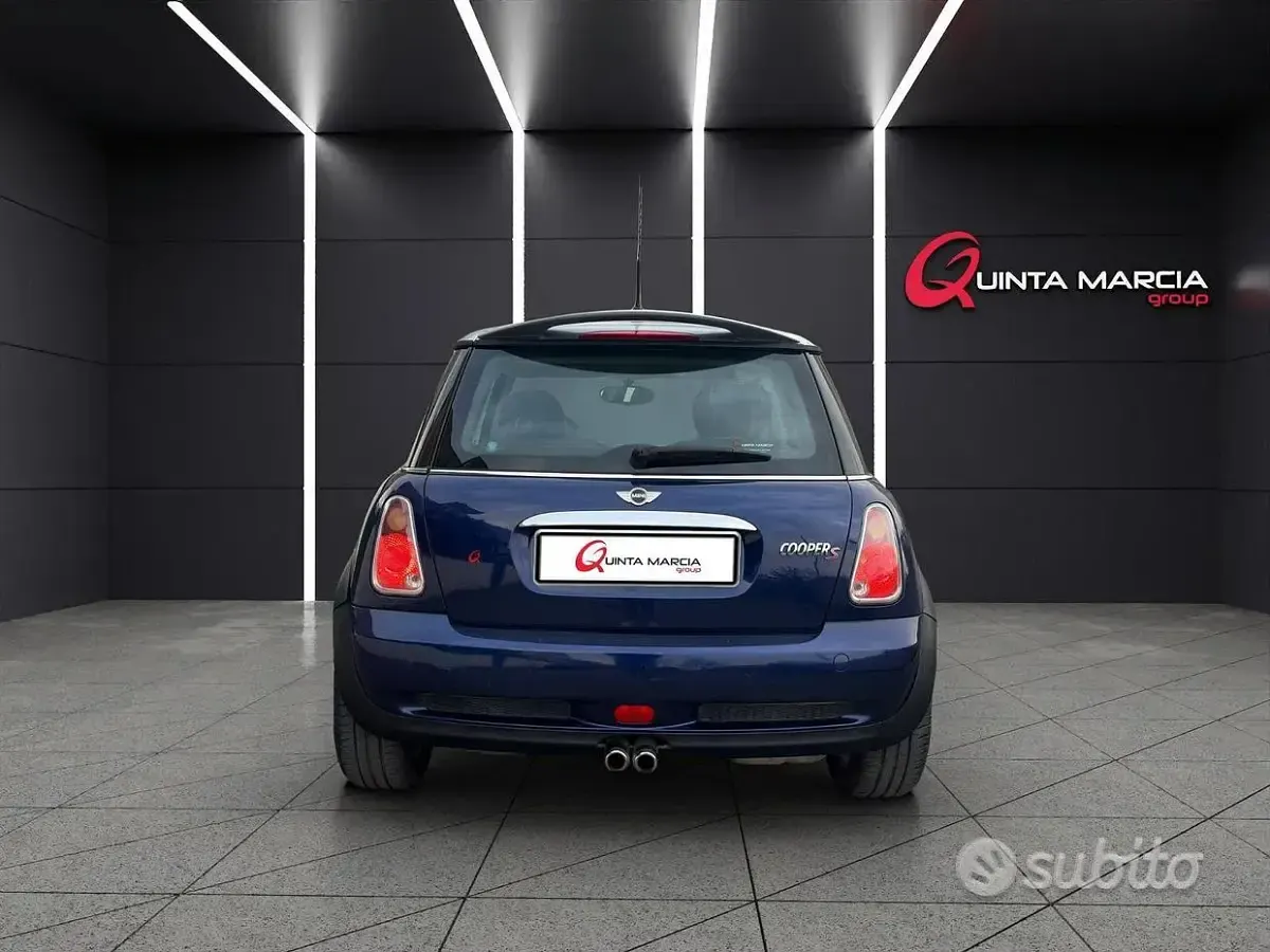Usata Mini Cooper S 170 CV (125 kW) 2005 Bluazzurro Utilitaria