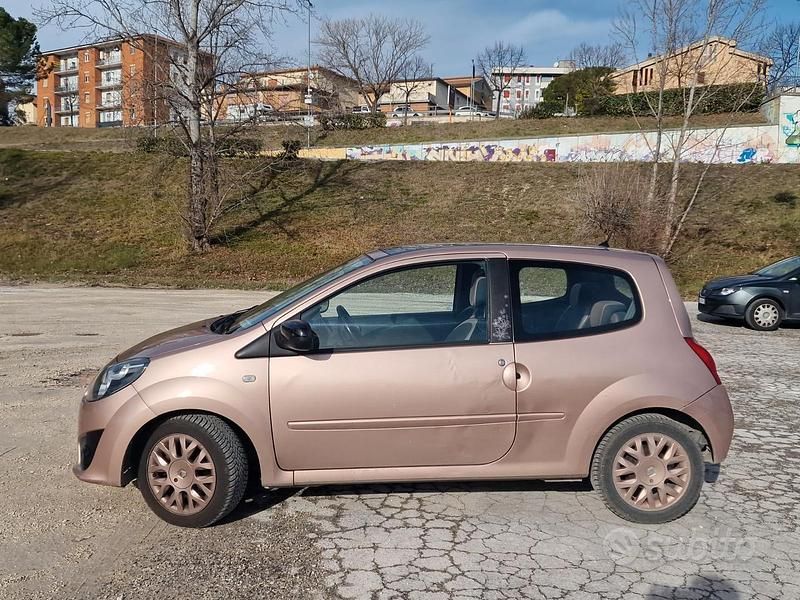 Usata Renault Twingo 2011 Rosso Utilitaria