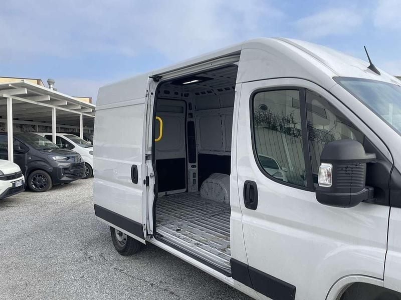 Usata Fiat Ducato 140 CV (102 kW) 2024 Bianco Furgone
