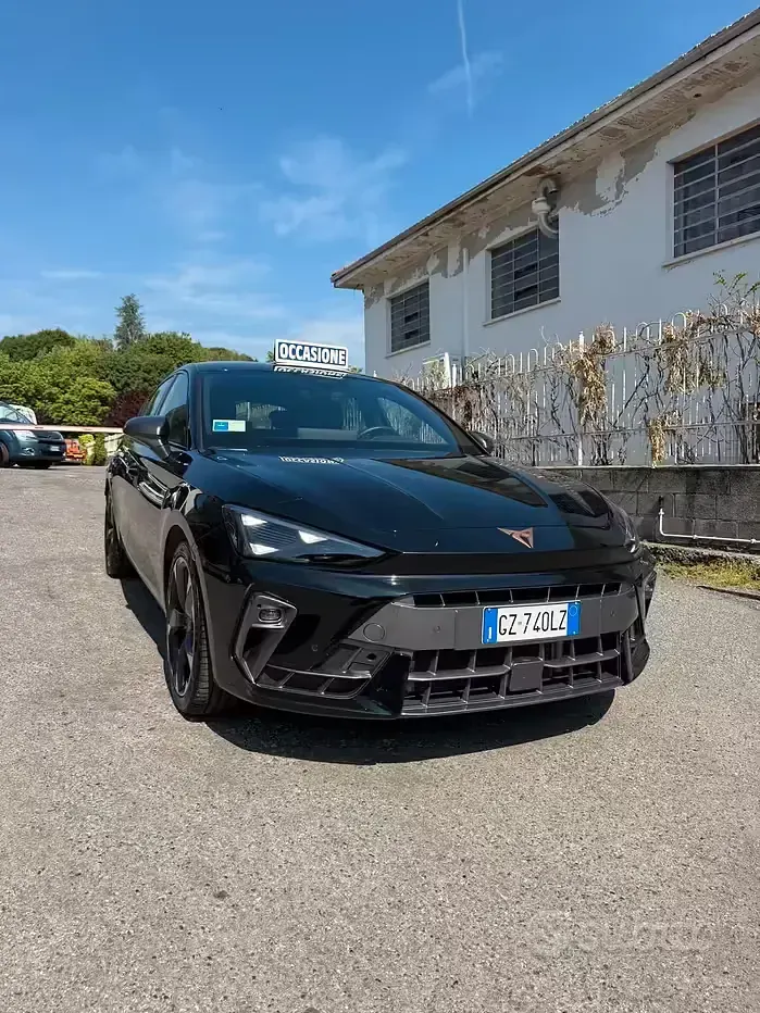 Usata Cupra Leon 150 CV (110 kW) 2025 Nero Berlina