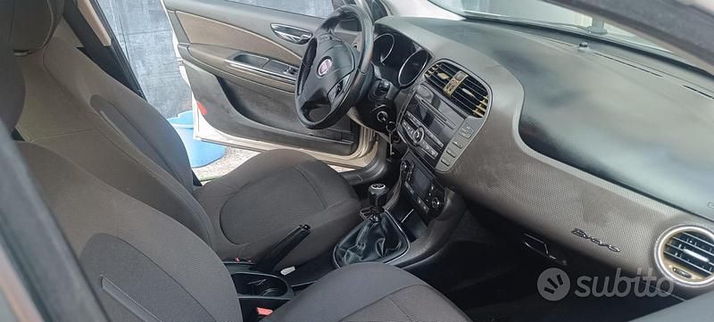 Usata Fiat Bravo 120 CV (88 kW) 2010 Utilitaria