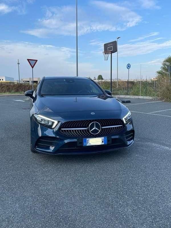 Usata Mercedes A200 Premium 150 CV (110 kW) 2020 Blu/azzurro Berlina