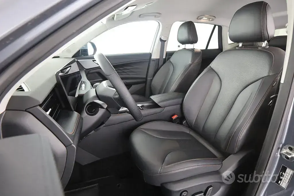 Usata MG HS Luxury 143 CV (105 kW) 2025 Hampstead grey SUV