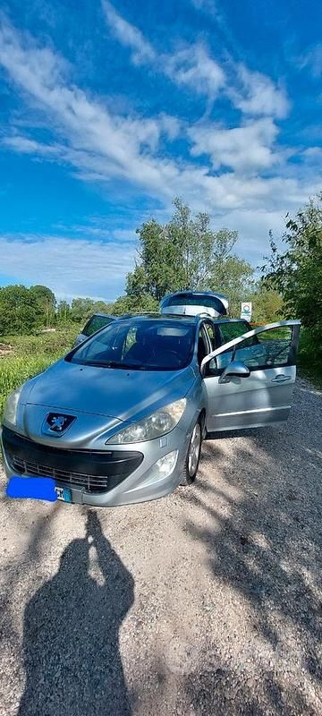 Usata Peugeot 308 110 CV (80 kW) 2010 Grigio Berlina
