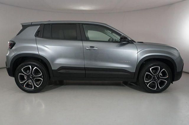 Nuova Jeep Avenger Summit 101 CV (74 kW) 2025 Grigio SUV