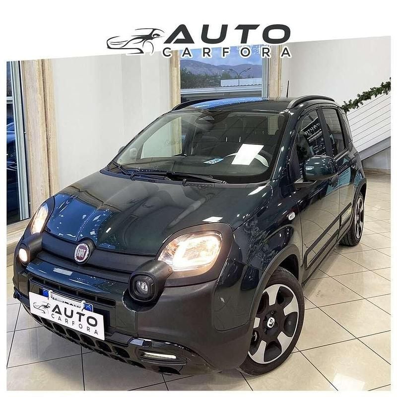 Verde Usata 2025 Fiat Panda S Tre volumi | 12.990 € (Buon prezzo) - Immagine 1/4