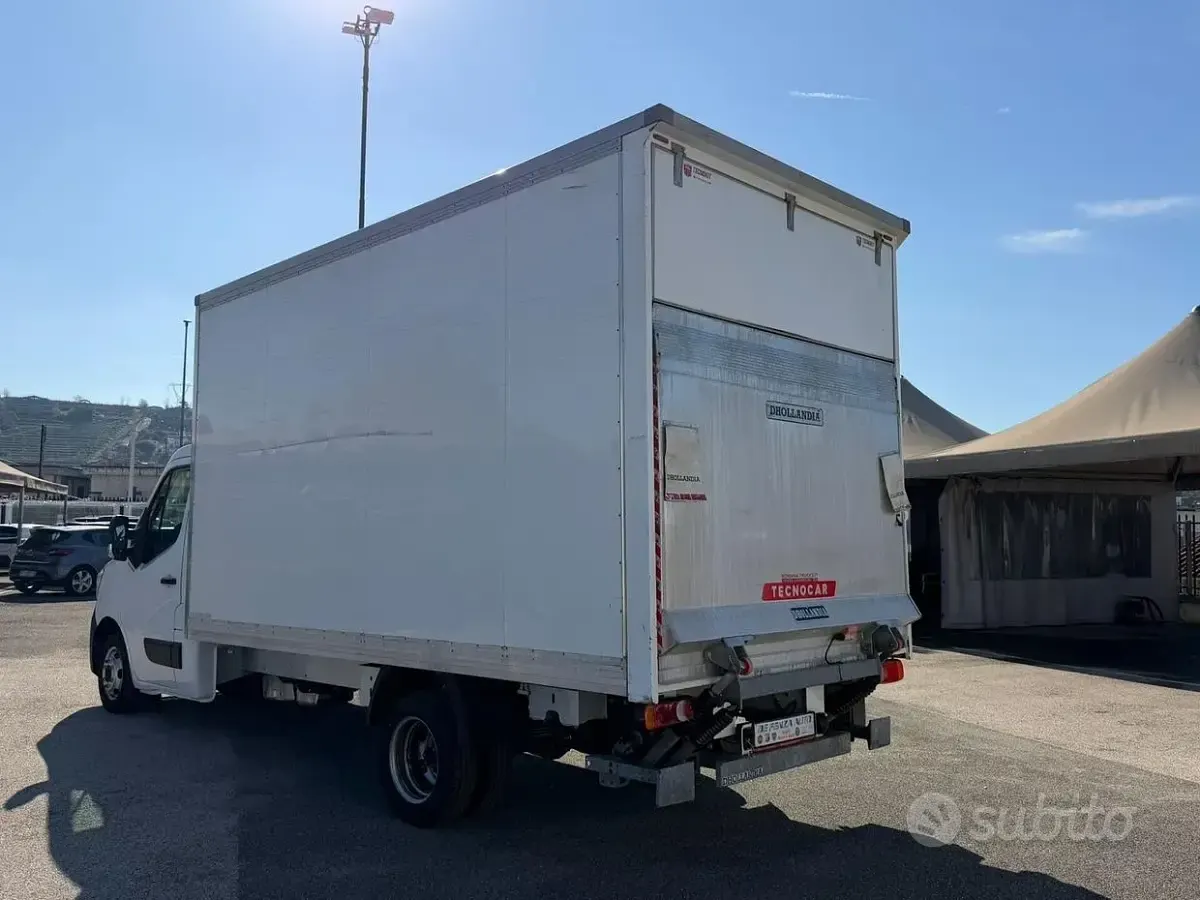 Usata Renault Master 145 CV (106 kW) 2020 Bianco Monovolume